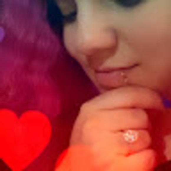 Meet your Posher, Brii - Picture 1 of 1